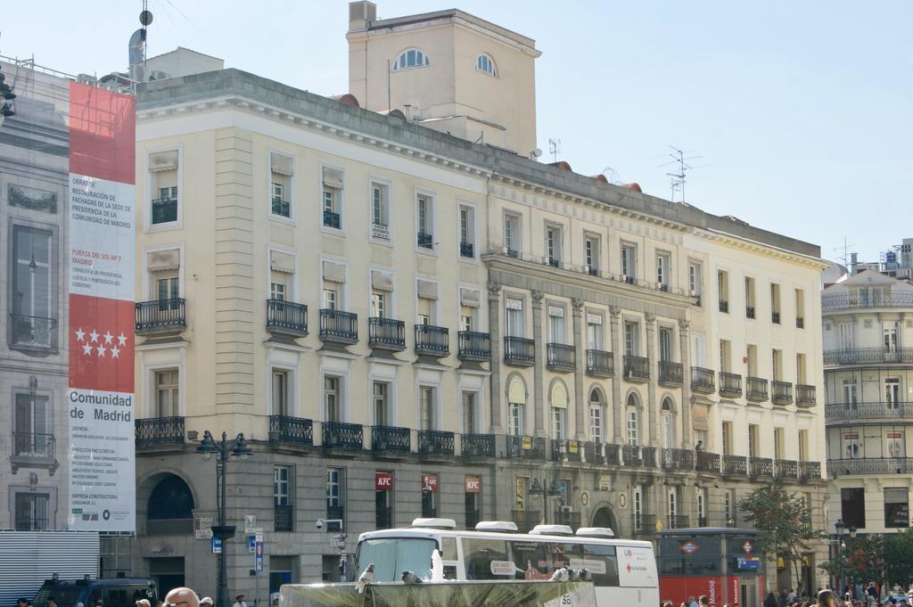 Apartamento Sol Madrid Luaran gambar