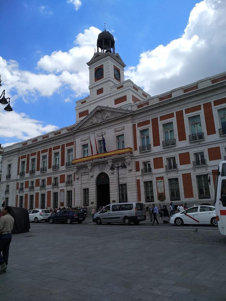 Apartamento Sol Madrid Luaran gambar